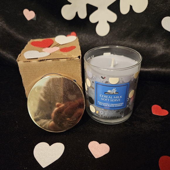 NWT Bath and Body Works Milk Bar Cereal Milk Soft Serve Single Wick Candle - Picture 2 of 5